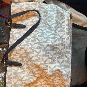 Michael Kors Tote